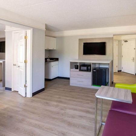La Quinta By Wyndham Birmingham Hoover Extérieur photo
