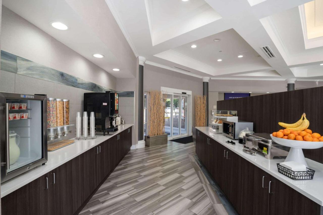 La Quinta By Wyndham Birmingham Hoover Extérieur photo