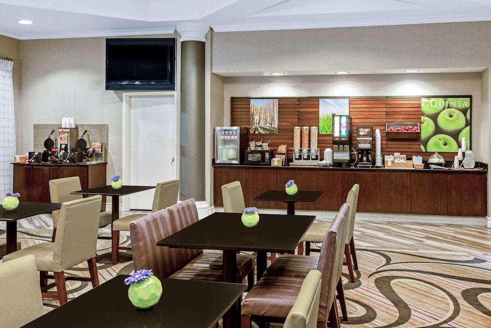 La Quinta By Wyndham Birmingham Hoover Extérieur photo